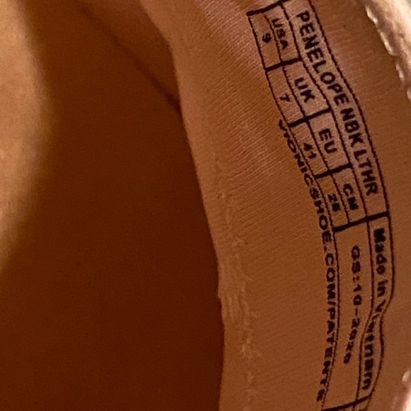 Vionic Pink Sneakers Casual Slip-On - Picture 6 of 7